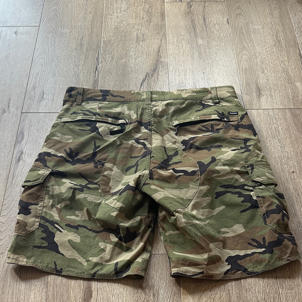 Brixton Green Camouflage Cargo Shorts - Picture 6 of 7